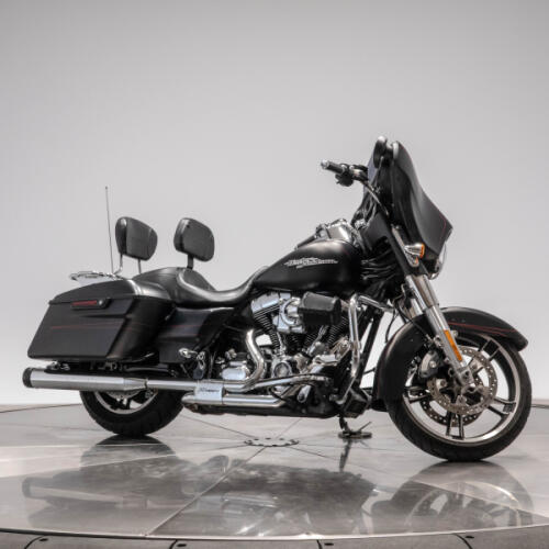 2016 Harley-Davidson FLHXS Street Glide Special in Black Denim thumb 3