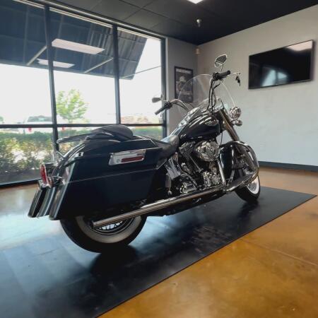 2008 Harley-Davidson® Softail® Deluxe 018 BLACK PEARL W/PINSTRIPE thumb 1