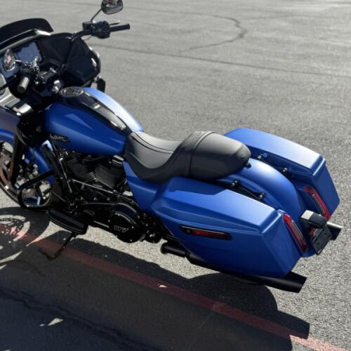 FLTRX 2026 Road Glide® thumb 3