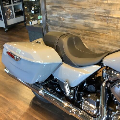 Harley-Davidson® Street Glide® 2026 FLHX T13-26 Dark Billiard Gray Chrome Trim thumb 0