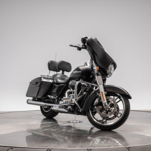 2016 Harley-Davidson FLHXS Street Glide Special in Black Denim thumb 2