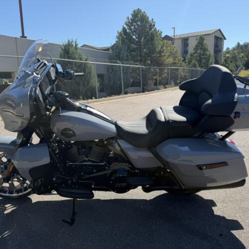 2026 Harley-Davidson® Street Glide Limited thumb 0