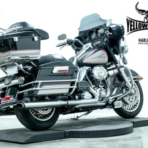 2009 Harley-Davidson® Electra Glide® Classic BLACK & SILVER thumb 3