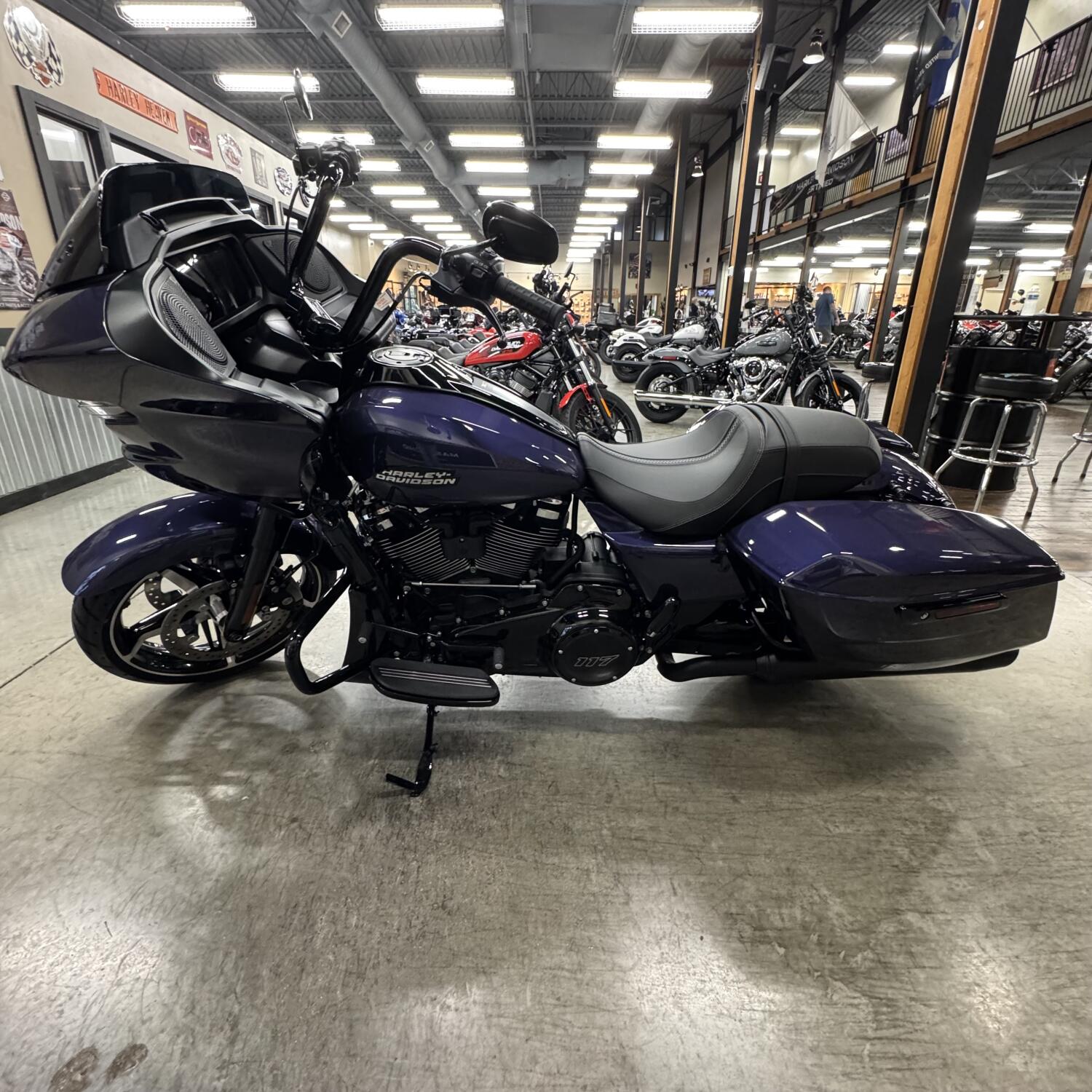 2026 Harley-Davidson® Road Glide® FLTRX, photo 11