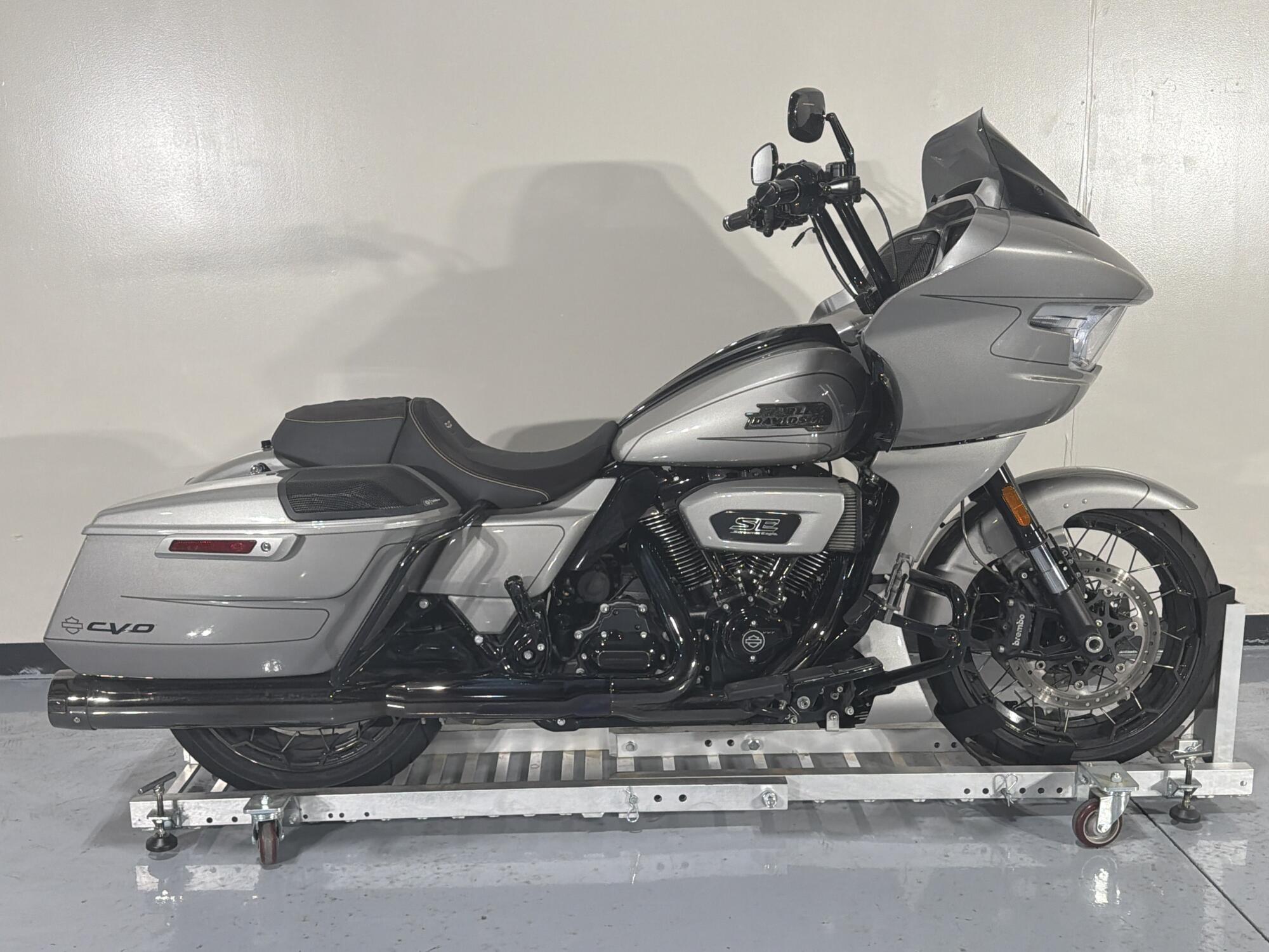 Harley-Davidson® CVO™ Road Glide® 2023