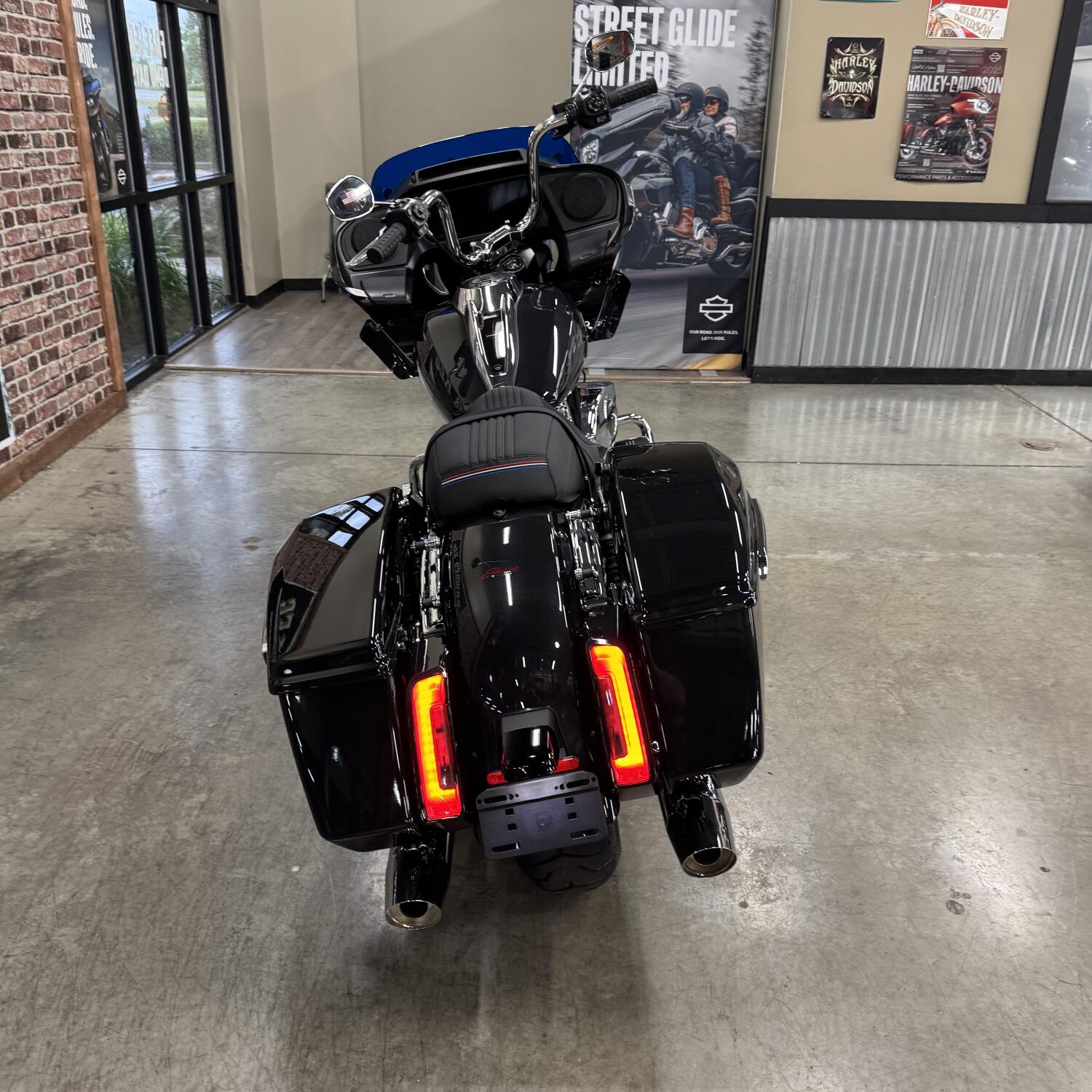 2026 Harley-Davidson® Road Glide® FLTRX, photo 10