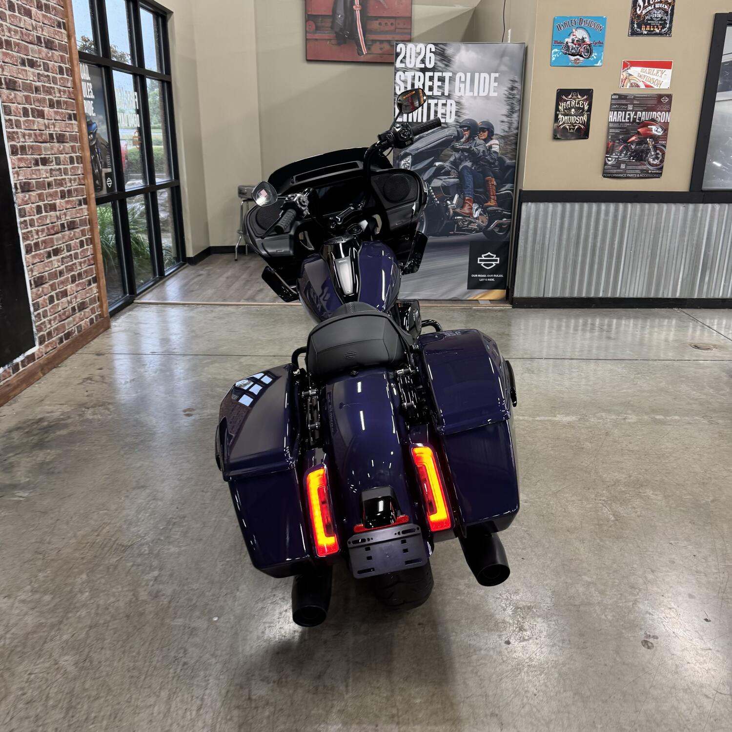 2026 Harley-Davidson® Road Glide® FLTRX, photo 9