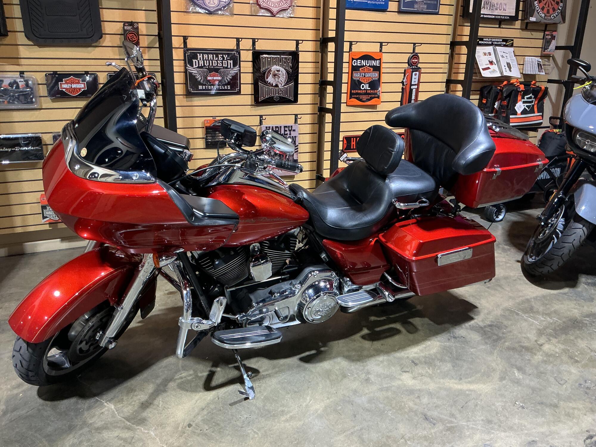 FLTRX 2013 Road Glide® Custom