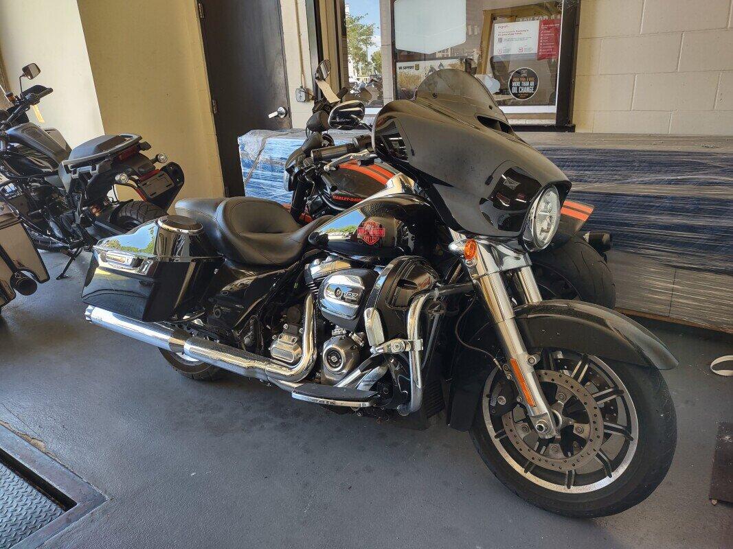 Harley-Davidson® Electra Glide® Standard 2021
