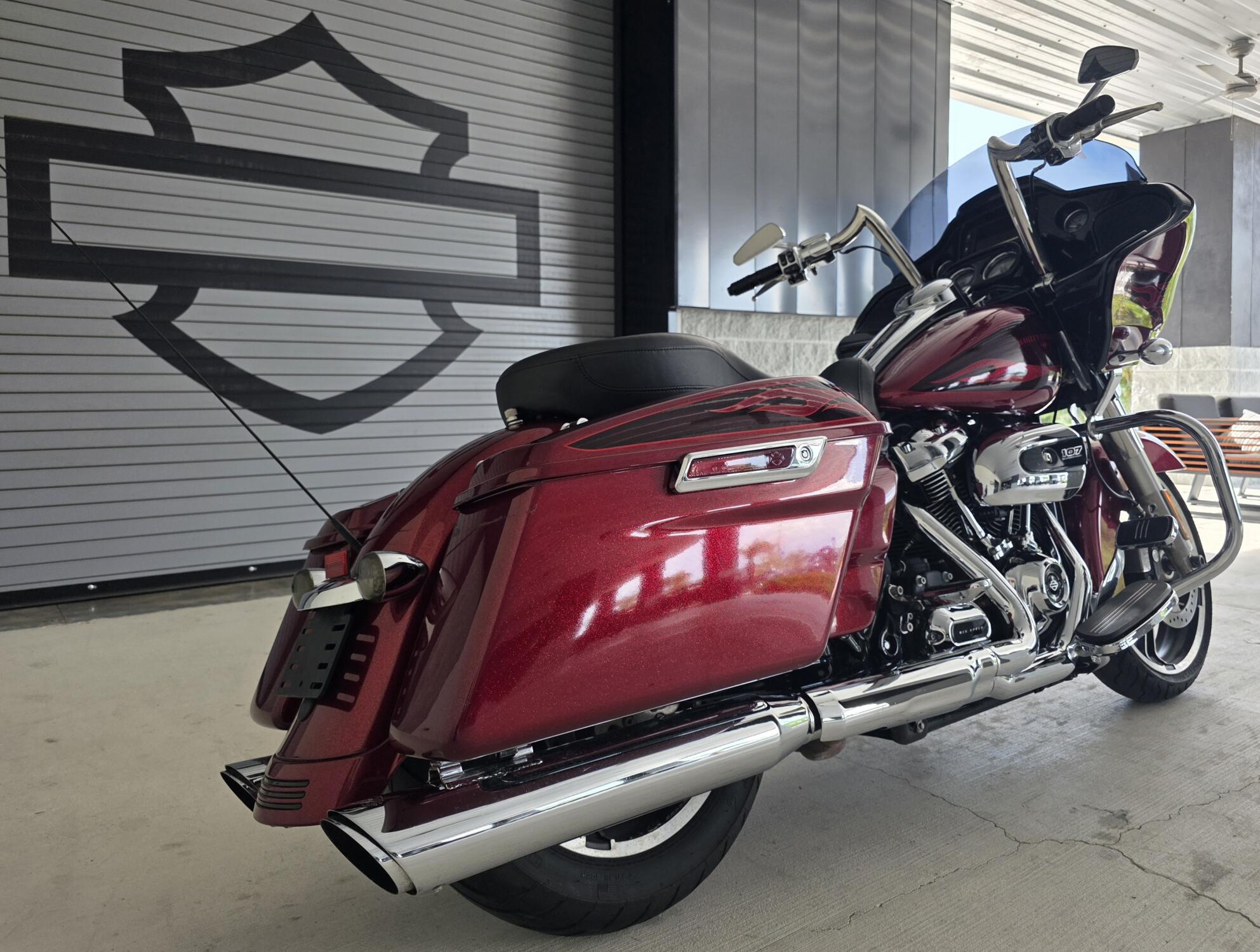 2017 Harley-Davidson® Street Glide® Special Hard Candy Custom™ Hot Rod Red Flake, photo 8