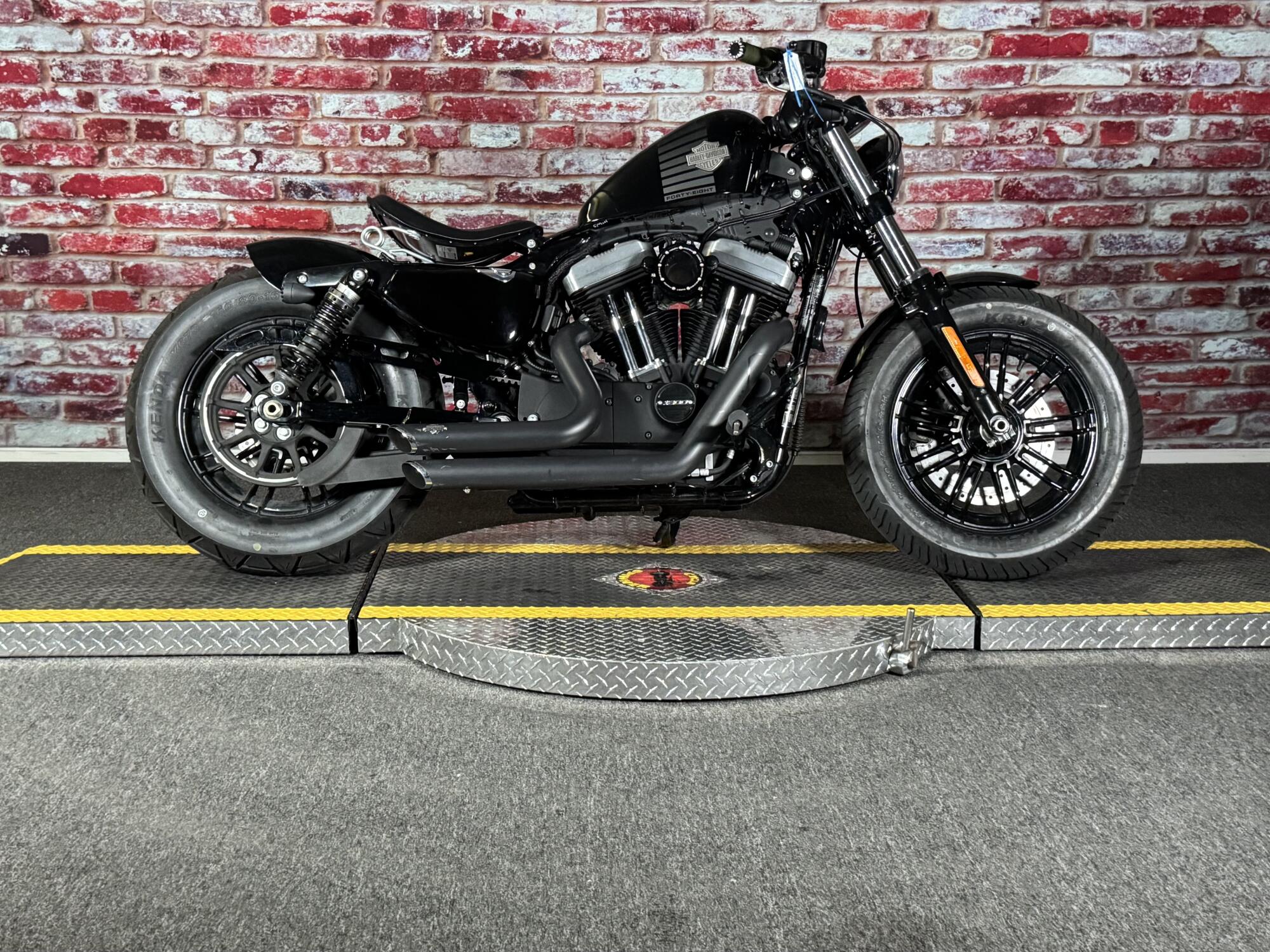 XL 1200X 2016 Forty-Eight®
