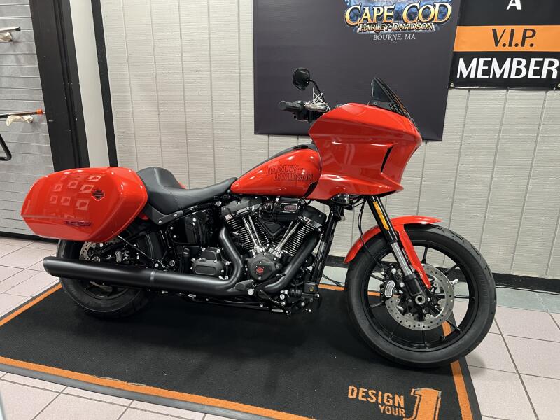 2026 Harley-Davidson® Low Rider® ST Blood Orange Black Cast Wheels