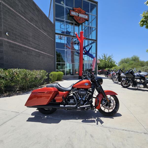 FLHRXS 2025 Road King™ Special