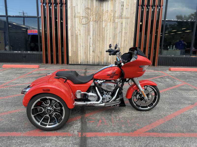 Harley-Davidson® Road Glide 3 2026