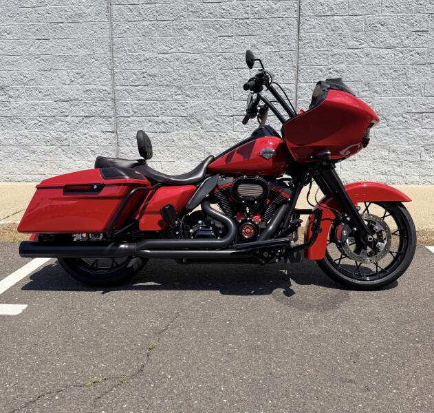 2023 FLTRX Road Glide®