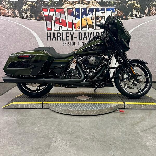 2026 FLHX Street Glide®
