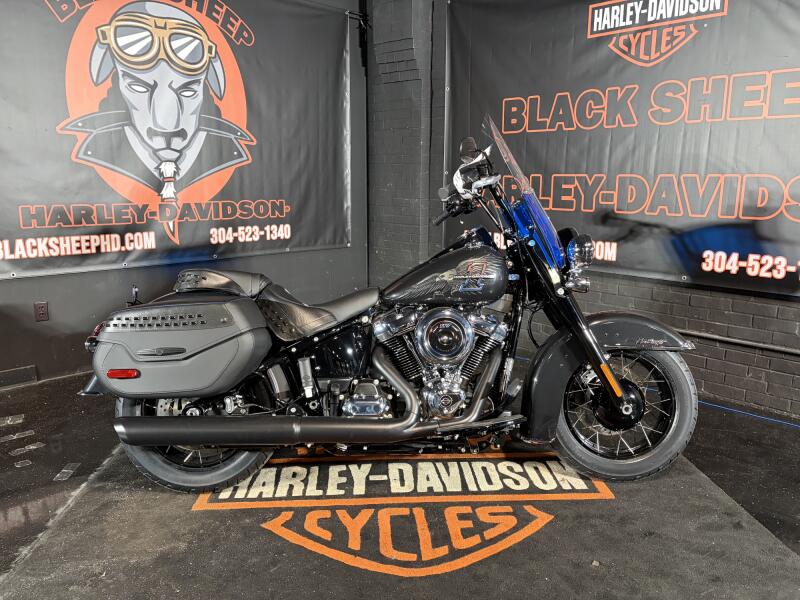 2026 Harley-Davidson® Heritage Classic® FLHC 
