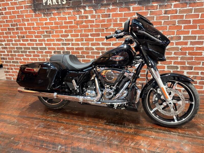 FLHX 2025 Street Glide™