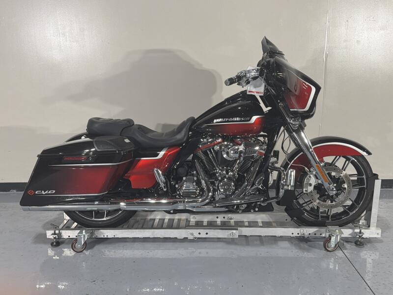 Harley-Davidson® CVO™ Street Glide® 2021