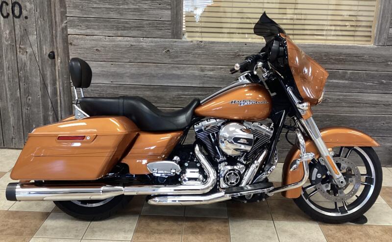 2015 Harley-Davidson® Street Glide® Special Amber Whiskey
