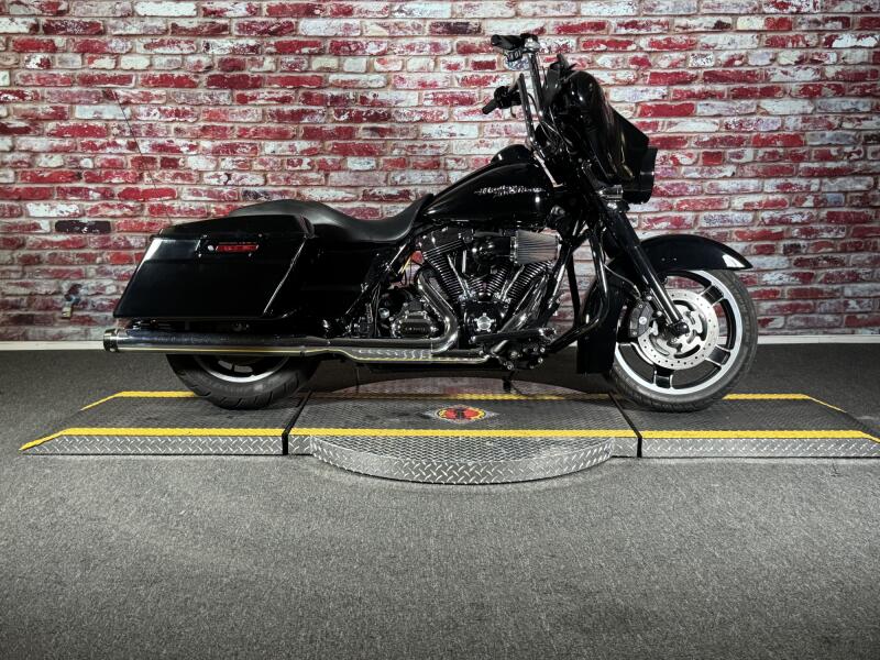 FLHX 2010 Street Glide®