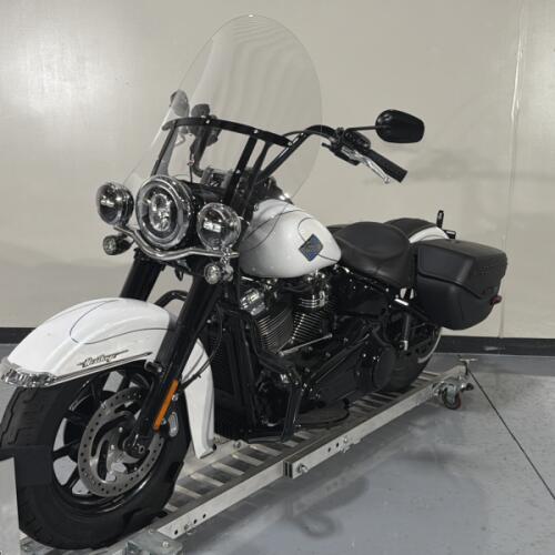 Harley-Davidson® Heritage Classic 2025 thumb 1