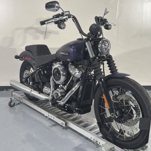 Harley-Davidson® Street Bob® 2025 thumb 3