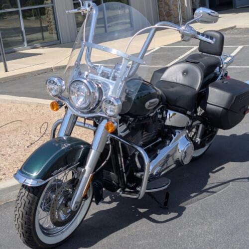 2024 Harley-Davidson® Heritage Classic Alpine Green thumb 2