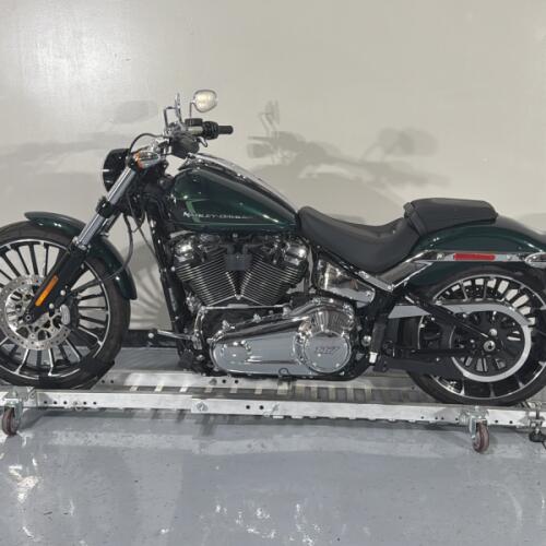 Harley-Davidson® Breakout™ 117 2024 thumb 0