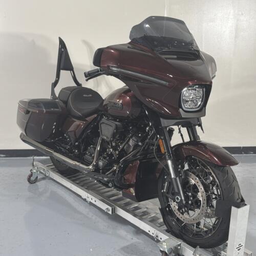 Harley-Davidson® CVO™ Street Glide® 2024 thumb 3