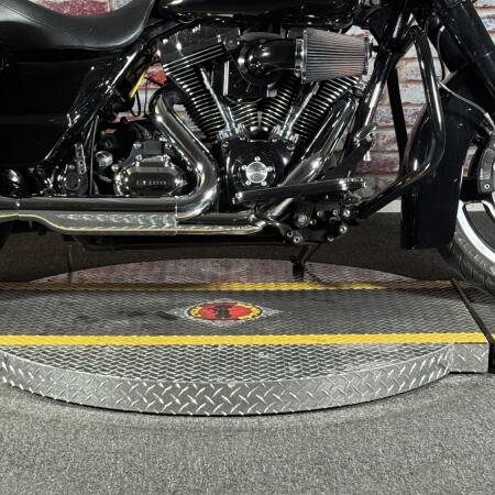 FLHX 2010 Street Glide® thumb 2