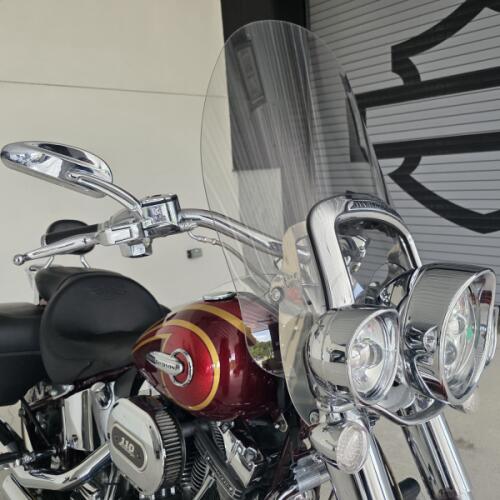 2014 Harley-Davidson® CVO™ Softail® Deluxe Crimson Red Sunglo and Ruby Flake with Airflow Graphics thumb 2