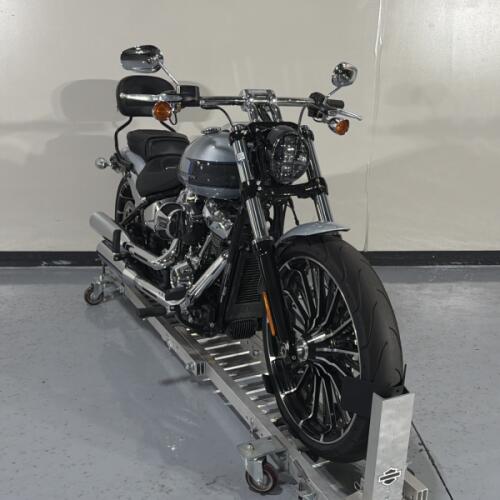 Harley-Davidson® Breakout® 2023 thumb 3