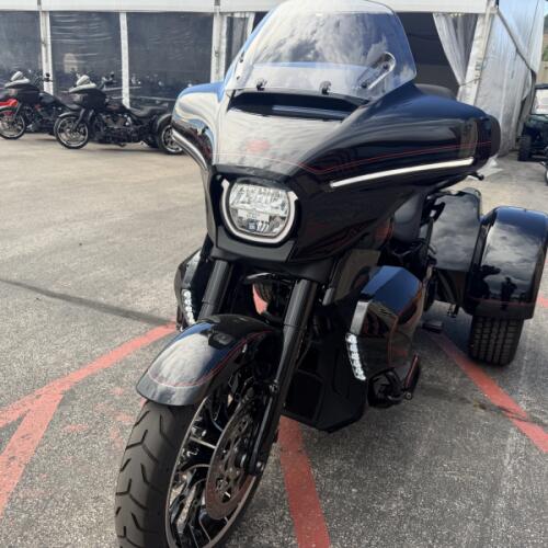 Harley-Davidson® Street Glide 3 Limited 2026 thumb 0