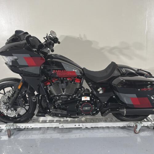 FLTRXSTSE 2025 CVO™ Road Glide™ ST thumb 0