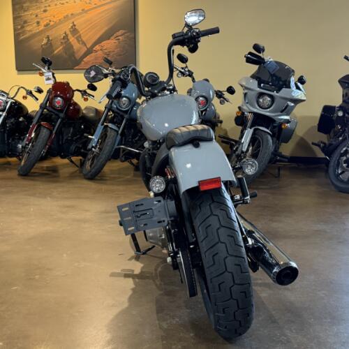 Harley-Davidson® Street Bob® 2026 thumb 1