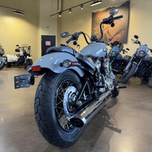 Harley-Davidson® Street Bob® 2026 thumb 2