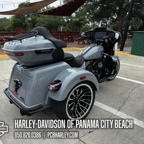 2026 Harley-Davidson® Street Glide 3 Limited thumb 0