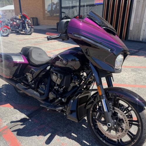 Harley-Davidson® CVO™ Street Glide™ 2025 thumb 3