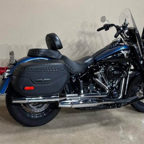 Harley-Davidson® Heritage Classic 114 2018 thumb 0