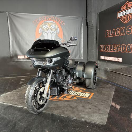 2026 Harley-Davidson® Road Glide 3 FLTRT  thumb 0