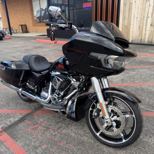 Harley-Davidson® Road Glide® 2026 thumb 3