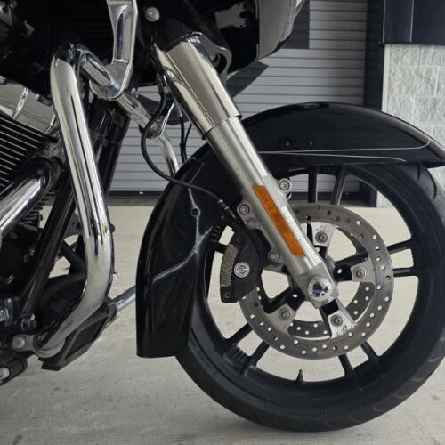 2015 Harley-Davidson® Road Glide® Special Vivid Black thumb 1