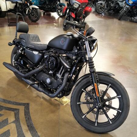XL 883N 2021 Iron 883™ thumb 3