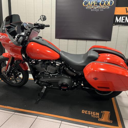 2026 Harley-Davidson® Low Rider® ST Blood Orange Black Cast Wheels thumb 3