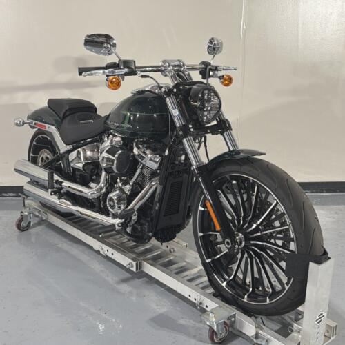 Harley-Davidson® Breakout™ 117 2024 thumb 3