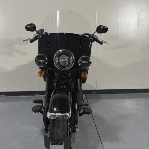 Harley-Davidson® Heritage Classic 2024 thumb 2