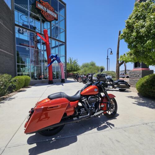 FLHRXS 2025 Road King™ Special thumb 1