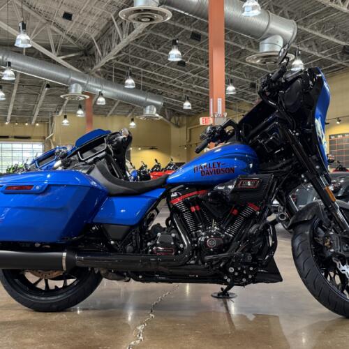 Harley-Davidson® CVO Street Glide ST 2026 thumb 3