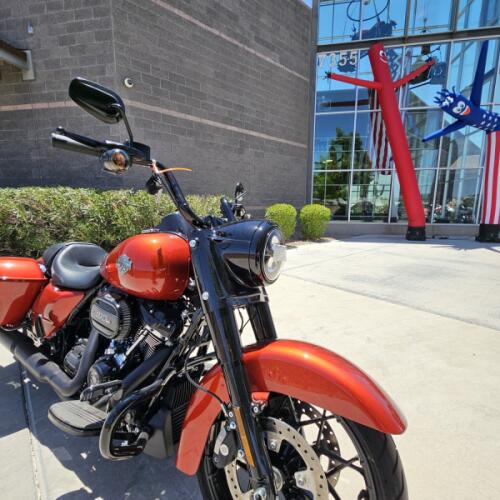 FLHRXS 2025 Road King™ Special thumb 0